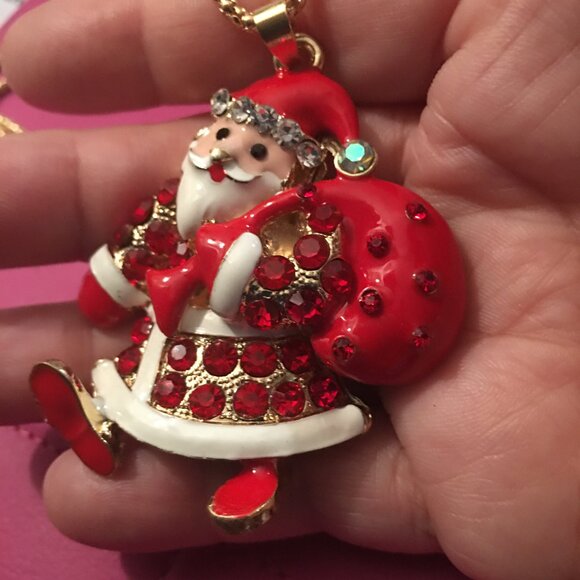 Santa & Toy Bag Christmas Necklace - costume Jewelry Drawer 6 - Picture 1 of 7